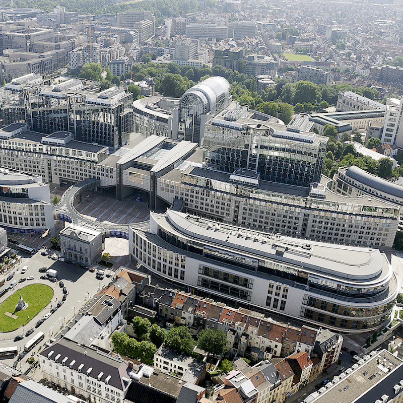 can you visit the european parliament in brussels